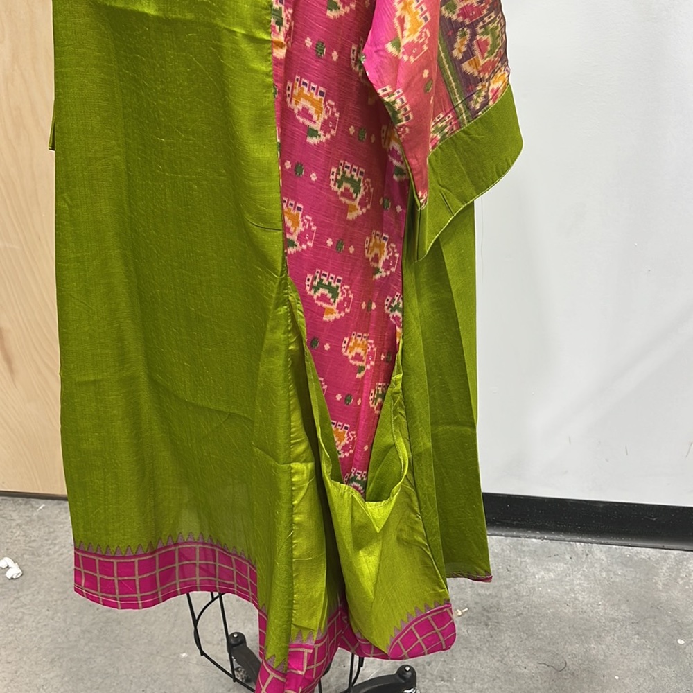 Tunic - Picture 3 of 5